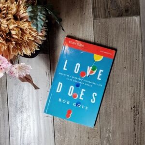 Love Does Bible Study Guide by Bob Goff NEW